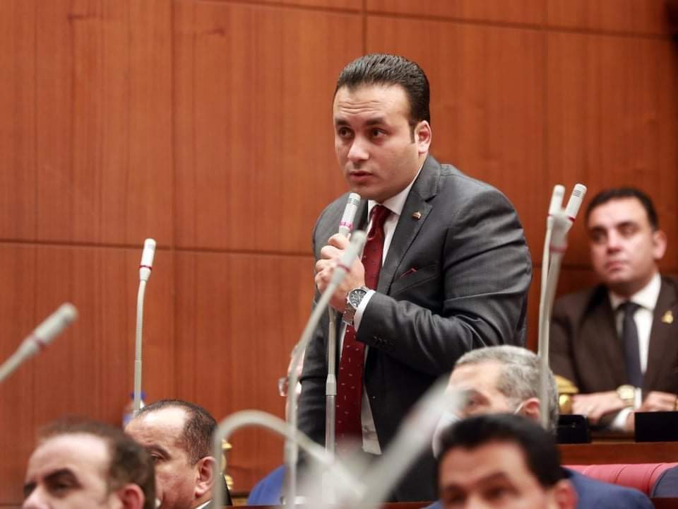 عمرو فهمي: قانون التصالح الجديد سيمنح تسهيلات جديدة وطوق نجاة لبعض المواطنين 