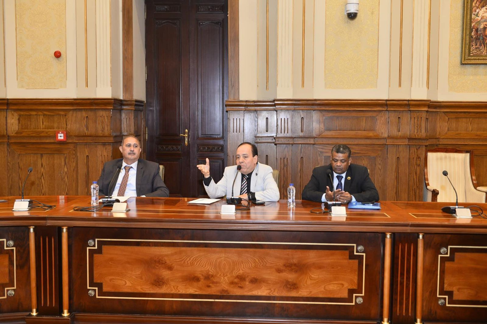  أشرف أبو النصر: الاستثمار في المحافظات خطوة استراتيجية لتعزيز التنمية 