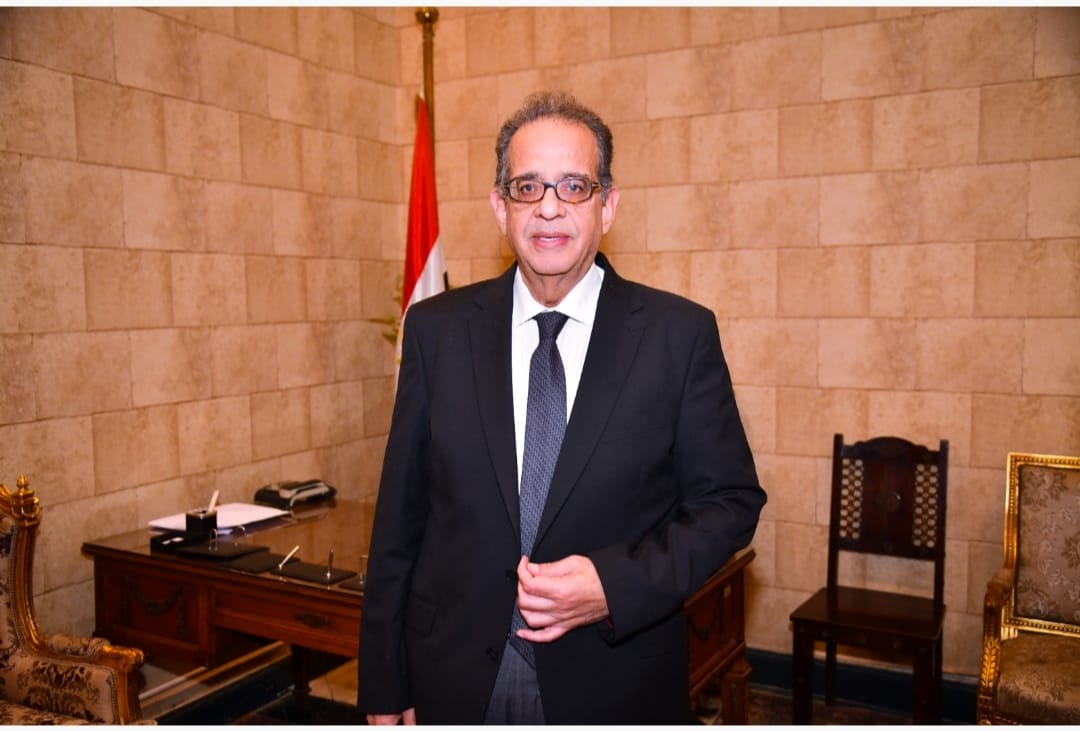 رئيس برلمانية الوفد : ندعم موقف مصر في تطبيق مبدأ المعامله بالمثل في المعاملات الدبلوماسية